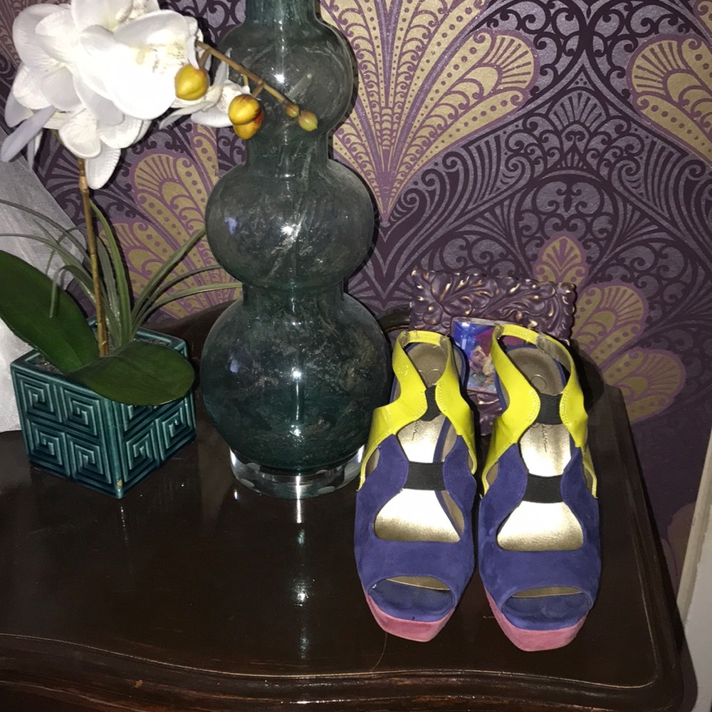 Jessica Simpson colorblock heels! ❤️